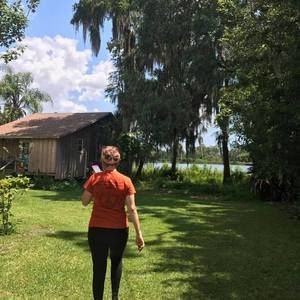 Meet your Posher, Edith